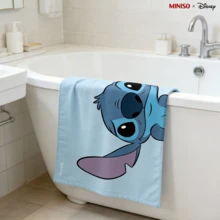 MINISO X Disney Stitch Peekaboo Ultra Soft Absorbent Bath Towel,  Cute Cartoon Stitch Print, Absorbent Cotton Towel For Bathroom, Beach, Pool - 彩色 - 查看 3
