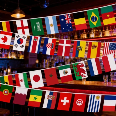 200pcs Assorted Country Flags, Bar & Restaurant Decor Hanging Flags, World Cup & Euro Cup Fans Decoration Flags, Bar Decor Bunting Flags, Square Hanging Flags, Multi-Country National Flags Bunting, Sports Event Hanging Flags, Bar & Home Decor, Vibrant Colors That Won't Fade, Suitable For Bar/Restaurant/Sports Events/Outdoor/Home Decor