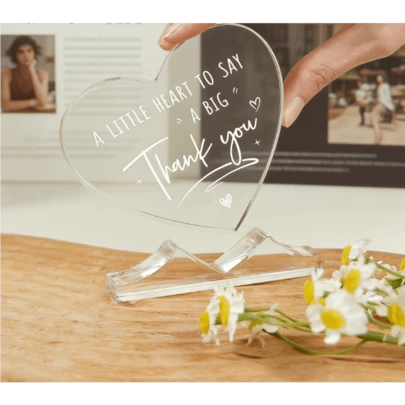 Tấm bảng acrylic hình trái tim tri ân, vật trang trí hình trái tim trong suốt kèm đế, món quà chia tay và cảm ơn lý tưởng dành cho đồng nghiệp.