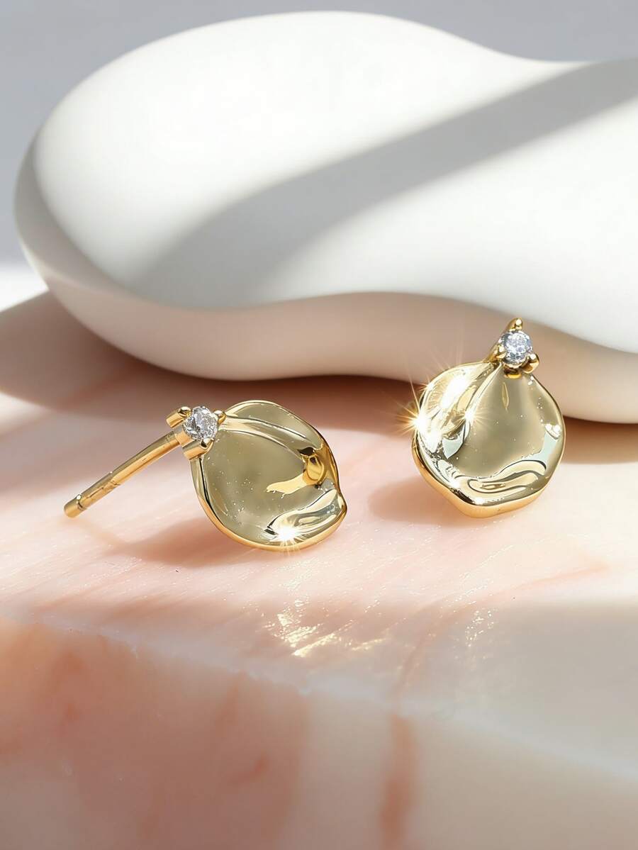 Charm-In Hammered Disc Crystal 18K Gold Plated Stud Earrings | Dainty Minimalist Fashion Earrings For Women | Perfect For Everyday & Party Wear - Gold - View 1