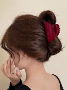 1pc New Retro Heart Shaped Claw Clip, High-End PC Material Hair Accessory For Girls Summer Outfits Hair Clips Beach Hair Claws,Festival,Party - Multicolor - View 3