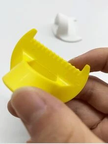 Thước đo may thủ công khoảng cách 3mm/4mm, thước phụ trợ định vị chính xác, giúp tạo ra các mũi khâu đều và gọn gàng, phù hợp cho người mới bắt đầu và người làm thủ công. - Thước đo khoảng cách may - Xem 3