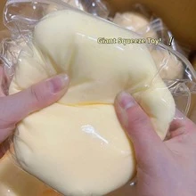 1个10厘米超大号蓬松史莱姆球，巨型减压挤压玩具，慢回弹感官解压玩具，生日、复活节、节日的完美礼物 - 彩色 - 查看 9