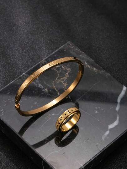 两件套不锈钢女士金色首饰套装，包含星星、月亮、心电图手链和戒指，适合男士日常佩戴和节日配饰。