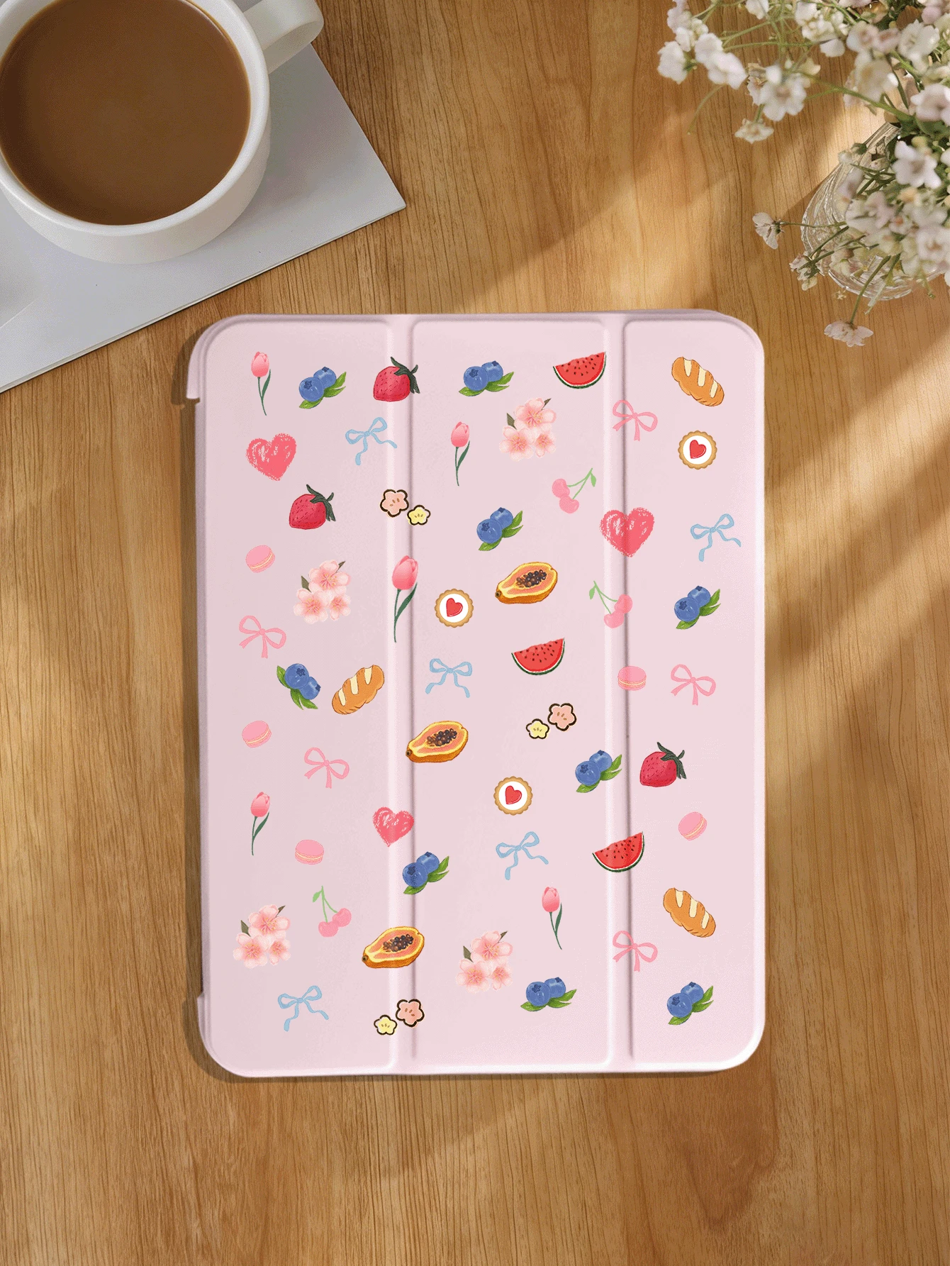 水果元素保护套，兼容 iPad 10.2 英寸（第 10/9/8/7/11 代，A16 芯片，2025 年款）/ Air 4/5 代 10.9 英寸，Galaxy Tab S6 Lite/A9，防摔，带笔槽，支持睡眠/唤醒功能，浪漫礼物。 - 粉色 - 查看 1