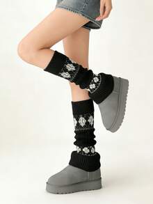 1 đôi tất giữ ấm chân dệt kim họa tiết Fair Isle màu trắng/đen/xám đậm/kaki/nâu cà phê - Nhiều màu - Xem 2
