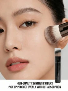 Estée Lauder DW Flat Top Foundation Brush, No Powder Absorption, No Brush Marks, Quick Blending And Fast Drying. Easy To Clean, Suitable For Wet And Dry Use - Estée Lauder Double Wear GOAT Foundation Brush - View 3