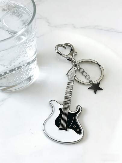 1 chiếc móc khóa mặt dây chuyền hình ngôi sao guitar điện phong cách Y2K dành cho nữ, kiểu dáng retro Mỹ thời trang, phụ kiện ngọt ngào và cá tính của thế hệ thiên niên kỷ.