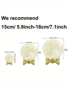 這款 3D 月亮造型小夜燈採用 USB 供電，可作為床頭燈使用。便攜輕巧，發出柔和光芒。是聖誕節、情人節和萬聖節的創意禮物，非常適合送給家人和朋友。 - 彩色 - 查看 8