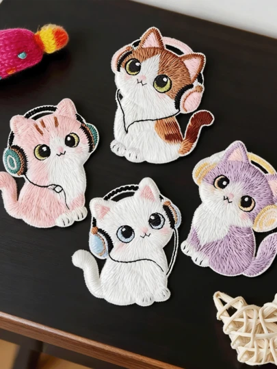 Cartoon Cat Embroidered Patch, Polyester Fiber DIY Clothing Accessory, Iron-On Decorative Patch Suitable For Clothing, Bags, Phone Cases, Curtains And Other DIY Uses