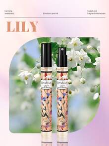 Bộ 5 chai xịt thơm hương hoa lãng mạn 10ml, gồm các mùi hương hoa nhài, vani, hoa ly, hoa loa kèn và hoa catalpa. Sản phẩm nhỏ gọn, tiện lợi khi đi du lịch, thích hợp sử dụng trong nhà, như tủ giày, phòng ngủ, tủ quần áo và phòng tắm. Là món quà lý tưởng cho sinh nhật hoặc ngày Valentine. - Xịt thơm - Xem 10