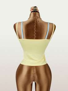 Bộ đồ hai mảnh kiểu dáng đơn giản, dễ thương, áo tank top ôm sát dành cho nữ, thích hợp mặc đi biển, nghỉ hè, đi chơi hoặc các hoạt động thường ngày. - Màu vàng - Xem 6
