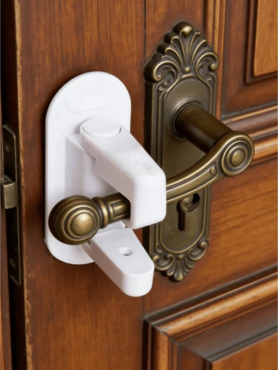 1pc Anti-Theft Door Handle Lock, Lift-Up Door Lock Safety Device, Anti-Theft & Child-Proof, No Drilling Required, Easy Installation Without Tools, Anti-Theft Product, Child Safety Product, Christmas Decor