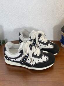 女士休闲运动鞋，坡跟鞋，黑色，轻便耐穿，透气，星形图案，欧美风格，简约圆头，防滑，增高，休闲，步行，旅行，度假，平底鞋，黑色，四季皆宜，运动系带休闲鞋 - 黑色 - 查看 4