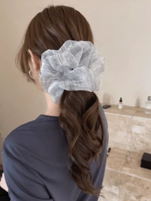 1pc Starry Sky Mesh Rhinestone Scrunchie, Fashionable Oversized Hair Accessory, Atmosphere-Enhancing For Spring/Summer Travel Accessories - Light Grey - View 2