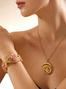 VceTd 一套海洋度假风格首饰套装，采用海洋元素设计，不锈钢材质，适合女性海滩度假、日常生活或通勤佩戴，也可作为节日礼物赠送给亲朋好友。 - 金黃色 - 查看 3