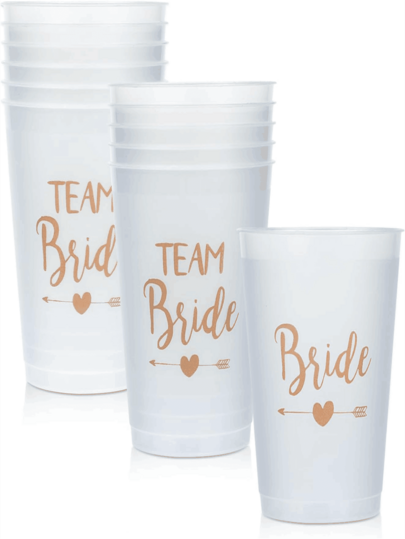 12 piezas Tazas de plástico mate para la novia y el equipo de la novia, recuerdos de fiesta, decoración de la fiesta de boda, tazas con lámina de oro de 12 onzas