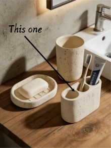 Hộp đựng đồ dùng nhà tắm kiểu Wabi-Sabi màu trắng ngà làm từ nhựa, mang họa tiết lấy cảm hứng từ đá travertine tự nhiên. Chiếc hộp màu trắng kem này có các chi tiết xốp tự nhiên và các cạnh bo tròn mềm mại. - Nhiều màu - Xem 12