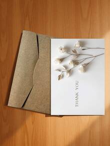1张精美3D纸艺白玫瑰感谢贺卡，简约米色背景，饰以干枯枝条，“谢谢！”竖版设计，适合向亲朋好友表达感激之情、节日祝福及其他艺术表达（包含1张贺卡和1个信封，尺寸为4.3英寸 x 6.3英寸）。 - 款式B - 查看 14