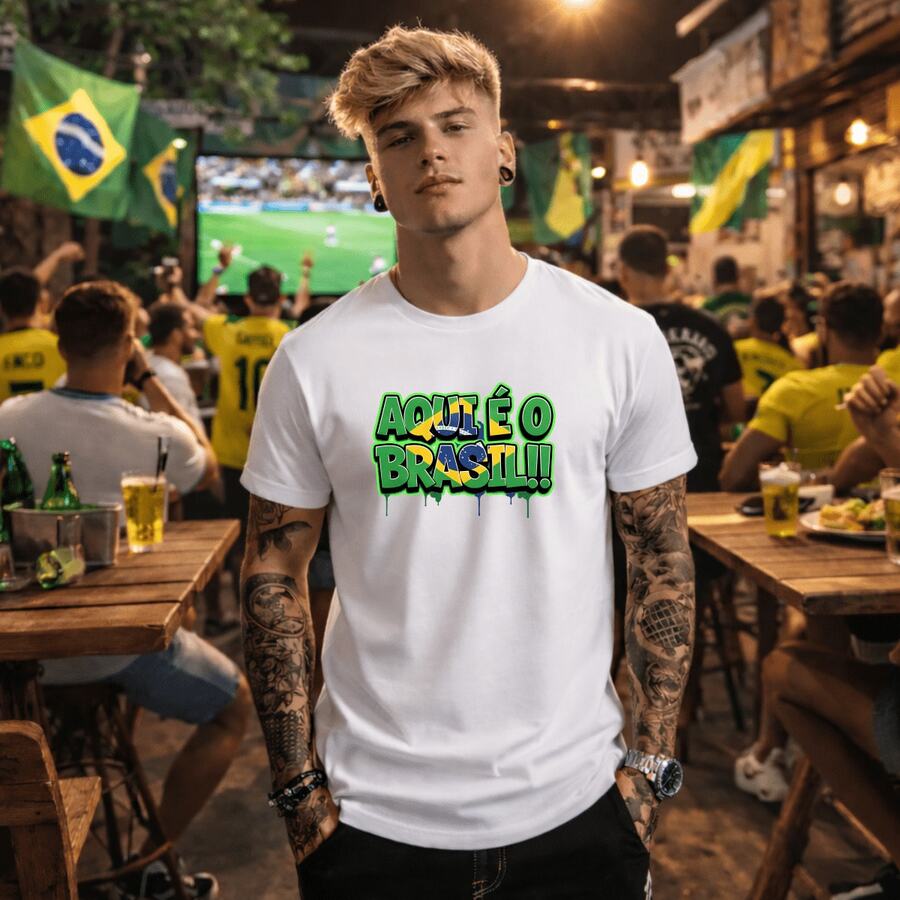 Camiseta Unissex Estampada Brasil Copa 2026 Aqui é o Brasil 100% Algodão Premium Camiseta Streetwear Copa do Mundo Camisa Oversized Casual T-shirt Torcida Brasileira Rumo ao Hexa - Branco - Visão 1