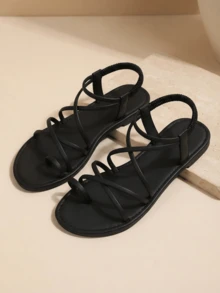 2026 Summer Women Girls Black Flat Sandals, Non-Slip Soft Sole Comfortable Breathable Open Toe Sandals, Faux Leather Criss-Cross Straps Toe Ring Design With Elastic Ankle Strap, Daily Street Party Campus Home Indoor Outdoor Beach Vacation Casual Shoes, Lightweight Portable Easy Wear, Boho Fashion Style, Must-Have Holiday Gift For Teen Girls - Black - View 6