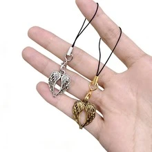 1/2 pezzi Charm vintage per telefono a forma di cuore con ali d'angelo, design delicato e traforato, adatto per smartphone universali, disponibile in 2 colori - Multicolore - Visualizzare 10