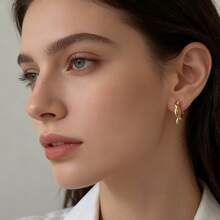 时尚独特的法式极简主义绳结圆形耳环，优雅的绳结耳环设计，是女士日常、派对和活动佩戴的最佳选择。 - 彩色 - 查看 3