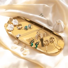 1/4 - Piece Gold Stainless Steel Multi - Purpose Tray. For Jewelry Storage & Food Serving, Ideal For Family Meals & Home Decoration - Gold - View 4