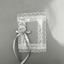 Porta-cartões elegante de renda (1 unidade), ideal para fotos de 7,6 cm, cartões de celebridades, retratos, mini cartões, cartões Gachapon, carteirinhas de estudante, decoração com laço artesanal, itens colecionáveis de personagens de anime/desenho animado, produtos para fãs de ídolos, capas para fotos, porta-cartões Lolita transparente. - A - Ver 17