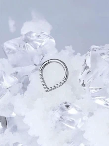 1 Piece Of Nose Piercing Jewelry With Teardrop Shaped Inlay. Stainless Steel Material. Septum Jewelry. Body Piercing Accessories, Including Earrings/Nose Rings/Lip Rings And Gold Earrings. Suitable For Daily Life, Summer, Gatherings, Halloween, Dates, Valentine's Day, Easter, Christmas, Graduation Season - Silver - View 3