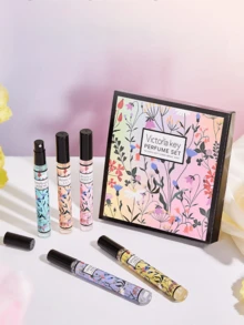 Bộ 5 chai xịt thơm hương hoa lãng mạn 10ml, gồm các mùi hương hoa nhài, vani, hoa ly, hoa loa kèn và hoa catalpa. Sản phẩm nhỏ gọn, tiện lợi khi đi du lịch, thích hợp sử dụng trong nhà, như tủ giày, phòng ngủ, tủ quần áo và phòng tắm. Là món quà lý tưởng cho sinh nhật hoặc ngày Valentine. - Xịt thơm - Xem 2