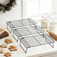 Giá làm mát bằng dây thép chịu lực, có thể xếp chồng và gấp gọn, kích thước 40x25cm - Khay lưới đa năng dùng cho lò nướng, thích hợp để nướng bánh, làm nguội bánh ngọt, sấy khô trái cây, vừa với nửa khay nướng, bộ 3/6 chiếc (Màu đen) - 40x25cm Một kích cỡ phù hợp với tất cả - Xem 14