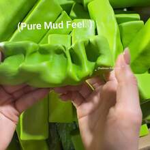 2026 新品上市 - 超精致逼真食物造型捏捏乐，10厘米超大尺寸，手工硅胶慢回弹，青少年减压好礼，适合节日、生日、派对等场合，柔软Q弹的面包、蛋糕、甜点造型，是理想的减压玩具。 - 彩色 - 查看 6