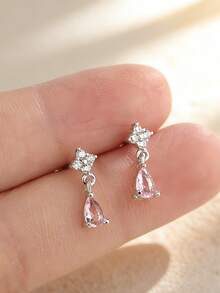 一对S925纯银合成锆石四叶草水滴形耳钉，优雅精致，日常佩戴珠宝，送给她的礼物 - 金黃色 - 查看 2