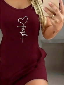 Conjunto de minifalda y blusa de manga corta con patrón de corazón sexy para mujer, adecuado para usar en fiestas de verano de manera elegante en color rojo - Rojo - Ver 4