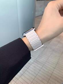 1条男女通用硅胶磁吸表带，兼容表带，兼容 Series 38mm、40mm、41mm、42mm、44mm、45mm、46mm、49mm - Series Ultra/11/10/9/SE/8/7/6/5/4/3/2/1 - 星光色 - 查看 2