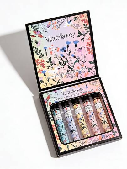 5瓶/套，每瓶10毫升，包含5种花香：茉莉、栀子花、铃兰、百合和薰衣草。去除衣橱异味，旅行必备。小巧便携，多层空气清新剂。适合家居用品、圣诞节礼物、生日礼物、朋友礼物、情人节礼物、母亲节礼物。