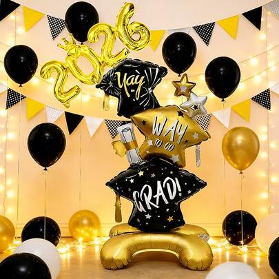 2026新款巨型立式毕业黑金箔气球，包含相连的2026数字，适用于毕业派对装饰、毕业派对用品、摄影棚背景、拍照亭氛围背景、照片装饰等多种场景。