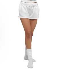 Alo Yoga Accolade Sweat Short | Premium French Terry Loungewear | Luxury Soft-Touch High-Waist Athletic Short | Versatile Unisex Studio-To-Street Essentials | Iconic Chrome Logo Relaxed Fit Apparel - trắng - Xem 3