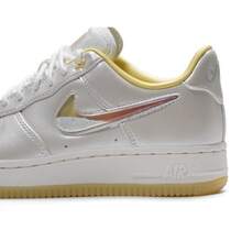 Giày thể thao Nike Air Force 1 Suede '07 LV8 Paisley Comfort Fit Paisley dành cho nam, màu trắng. - Vàng/trắng - Xem 4