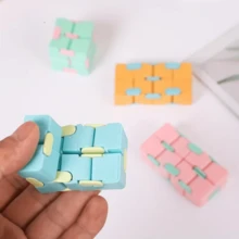 8 piezas Cubo Infinity de colores tipo macarrón, juguete antiestrés creativo de escritorio con cubo mágico giratorio, color aleatorio, premio para estudiantes - Multicolor - Ver 8