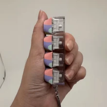 1个猫爪减压玩具，手指按压钥匙扣玩具，收藏爱好派对用品，新奇挤压玩具 - 彩色 - 查看 4