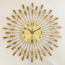 1 件 14.96 英寸现代金属挂钟，适合客厅、厨房、餐厅、卧室和办公室装饰，无滴答声且易于读取静音操作、家居装饰、房间装饰 - 金色 - 查看 14