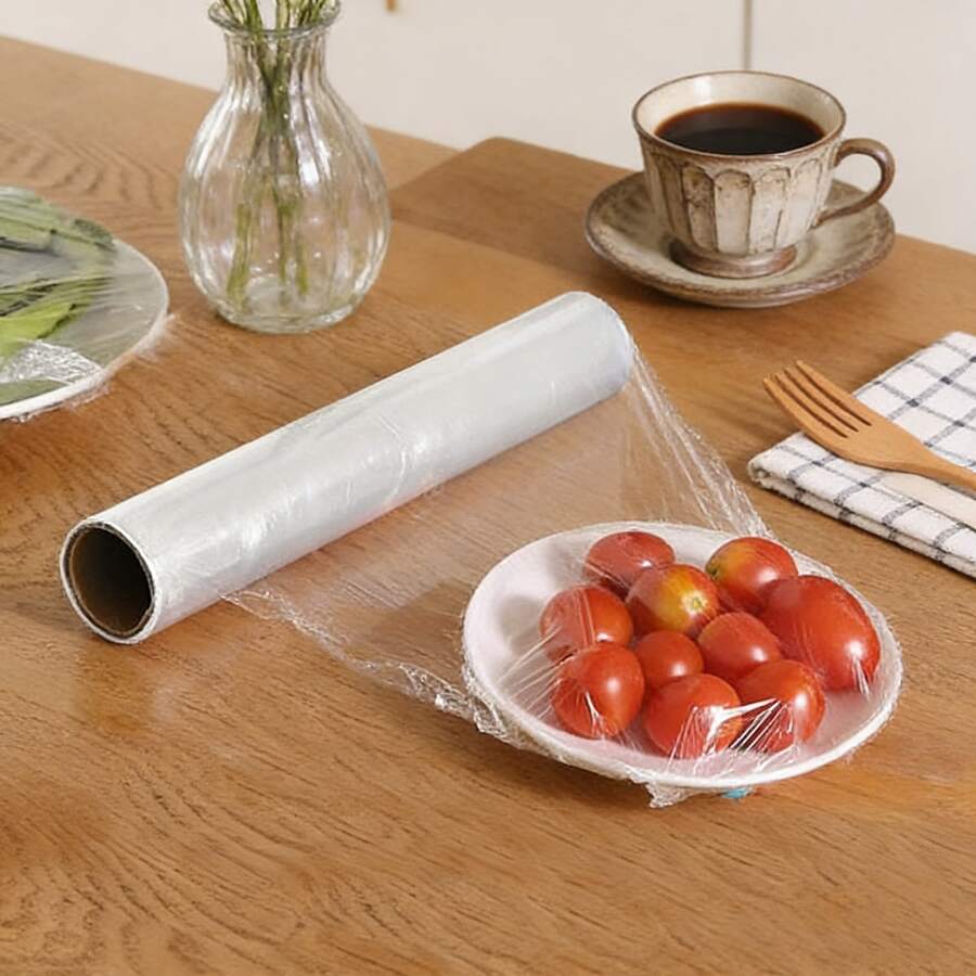 Màng bọc thực phẩm PE 30cm, thích hợp để bảo quản trái cây, rau củ và các loại thực phẩm khác. - Xem 1