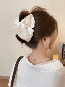 1个蕾丝刺绣三角形发爪夹，春夏精致氛围发饰，大号鲨鱼牙发夹 - 白色 - 查看 5