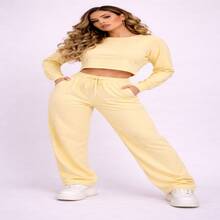 amarelo manteiga