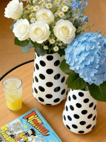 1pc New Black Polka Dot Ceramic Vase, New Chinese Style Decor, Living Room Flower Vase, Foyer Decoration, Retro Peony Vase, Oriental Black And White Porcelain Aesthetics Home Decor Glass Vase - Dots - View 5