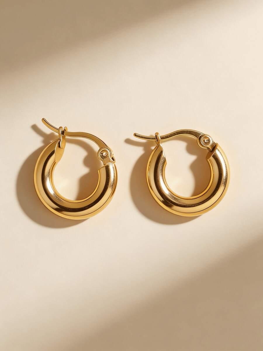 一对小巧精致的圆形不锈钢耳环，简约光滑，个性十足，适合女性日常佩戴，也是理想的情人节礼物。 - 彩色 - 查看 1