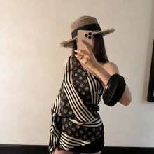 法式条纹印花不对称领吊带背心，修身显瘦设计，夏季不对称无袖上衣 - 黑色 - 查看 5