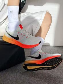 Nike Run Swift 3 舒适贴合透气支撑跑鞋，男款，浅灰色 - 淺灰色 - 查看 1